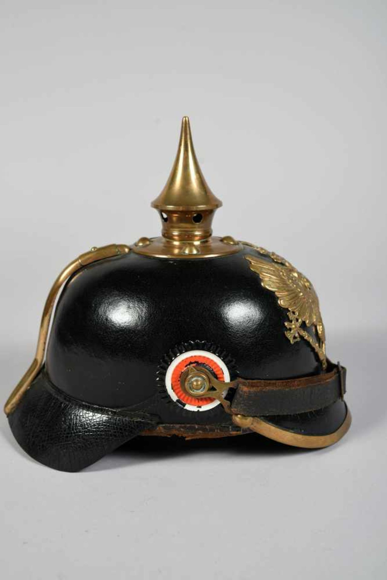 Prusse. Casque à pointe troupe, de réserve mod 95. Très belle bombe dans son vernis d’origine, - Bild 3 aus 5