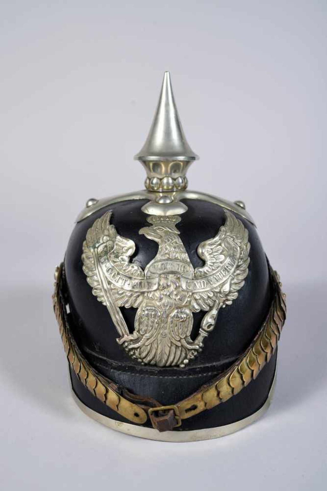 Prusse. Casque à pointe troupe mod 91/95 du 6° régiment de Dragon. Belle bombe dans son vernis,