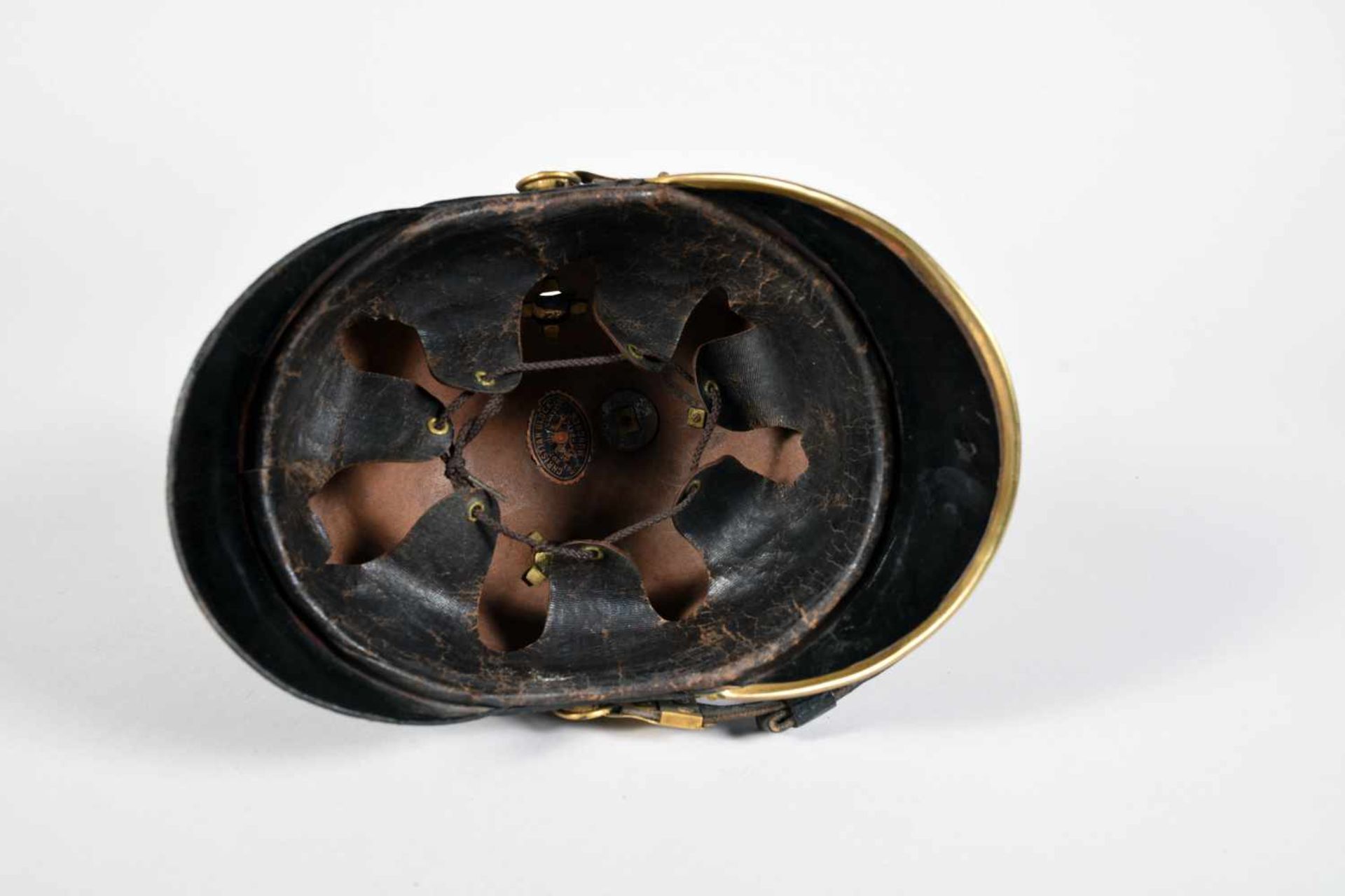 Bavière. Casque Rappenhelm, bombe en bon état, chenille complète et pas mitée, bonne jugulaire et - Bild 4 aus 5