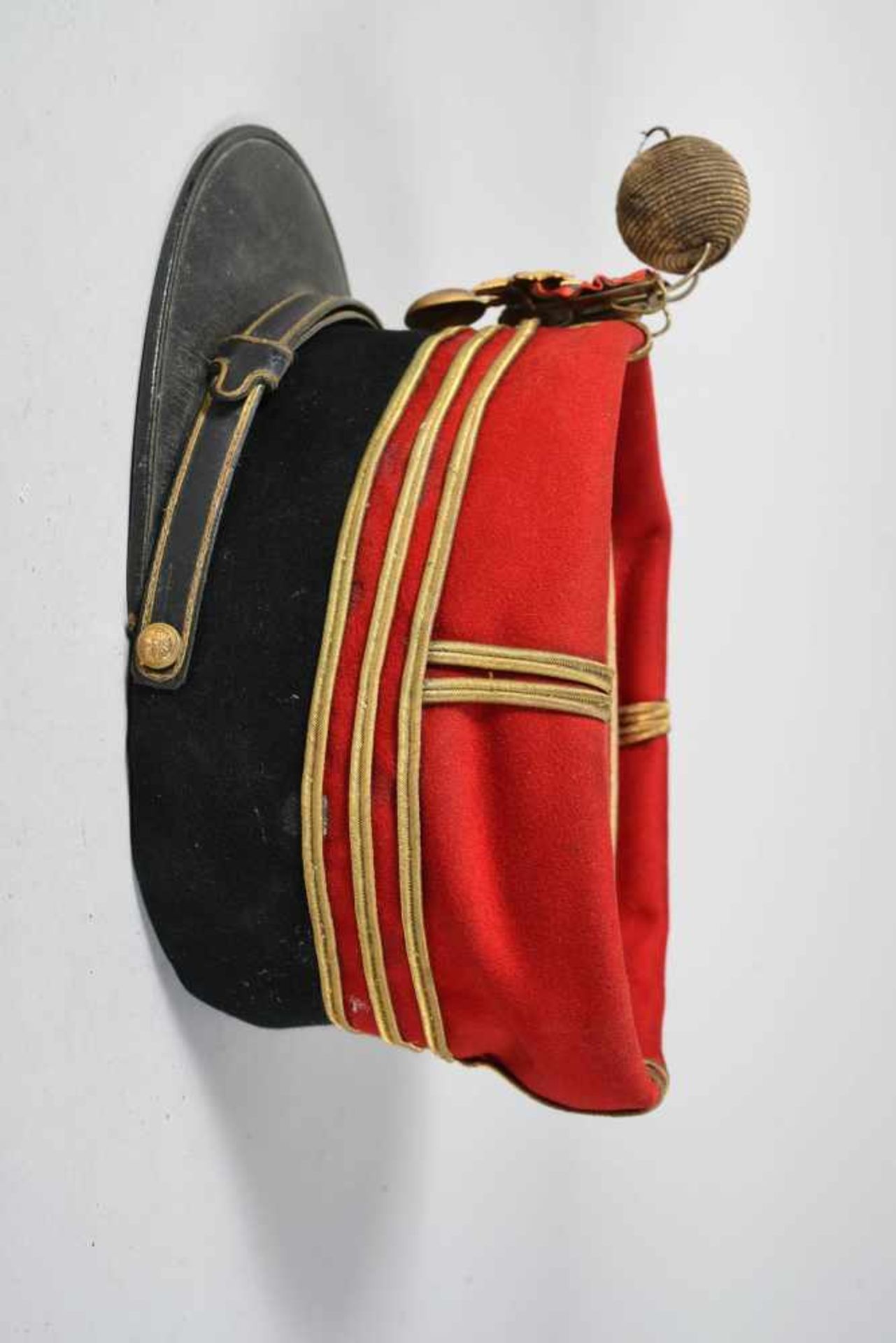 Képi de grande tenue de capitaine du 8° d’infanterie en drap fin garance à bandeau noir, soutaches - Bild 2 aus 4