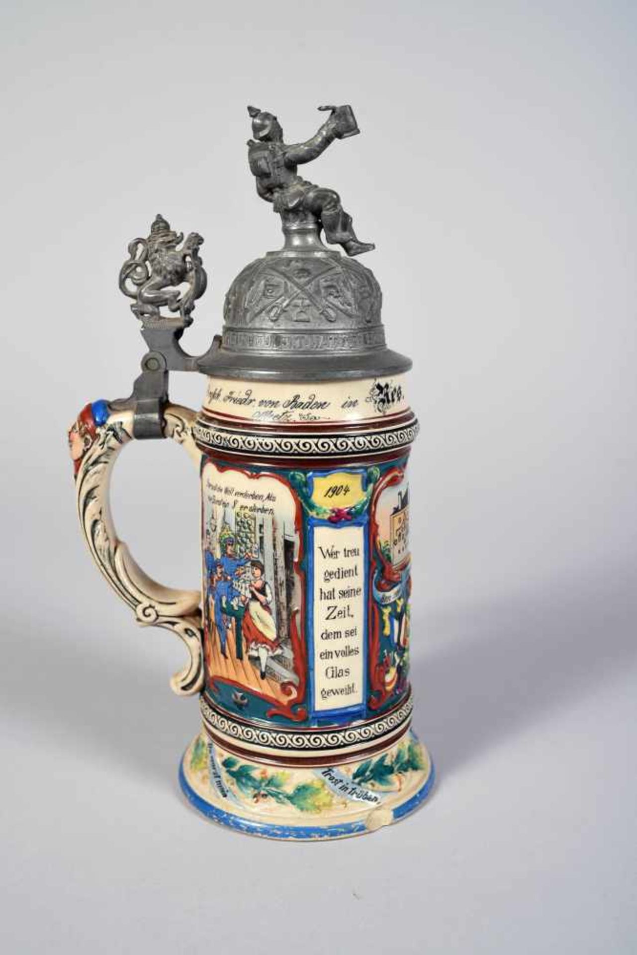 Chope en porcelaine du 1er régiment d'artillerie de campagne du Grand Duché de Hesse N°25 au nom