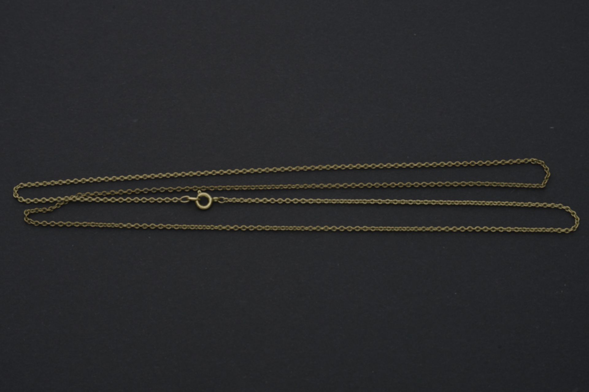 Kette mit Medaillon aus 585er Gelbgold, Gewicht ca.: 9,3gr.guter Zustand, Ketten - Länge: 63cm,