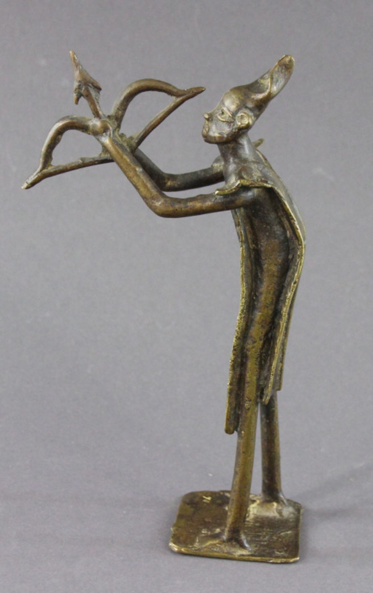 Bronze, "Bogenschütze", Afrika, 1. H. 20. Jhd.Höhe: 21cm