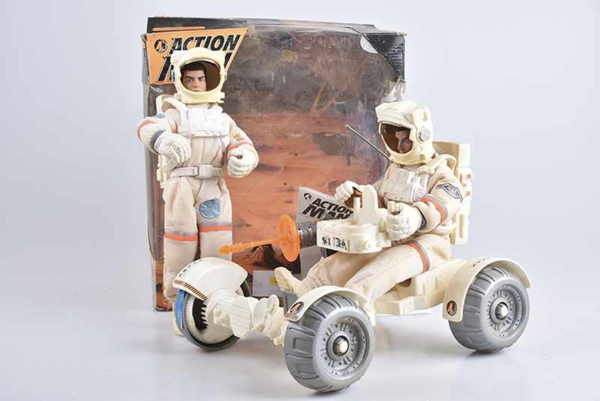 HASBRO Action Man Mission Spatiale, weiß, 2 Action Figuren, 2 Helme, Z 1, Okt. stärkere Lagerspuren