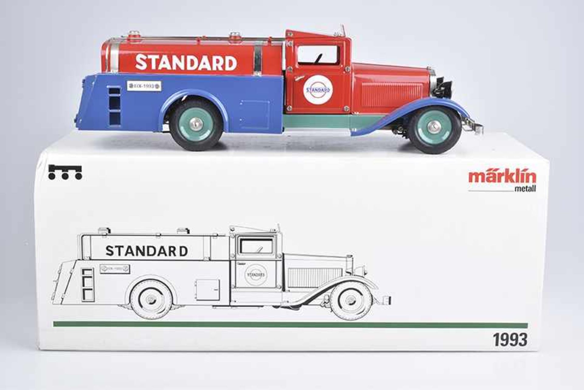 MÄRKLIN Tankwagen ESSO Standard 1993, Blech, L 43 cm, Uhrwerk, mit Zertifikat, Z 1, Okt. mit