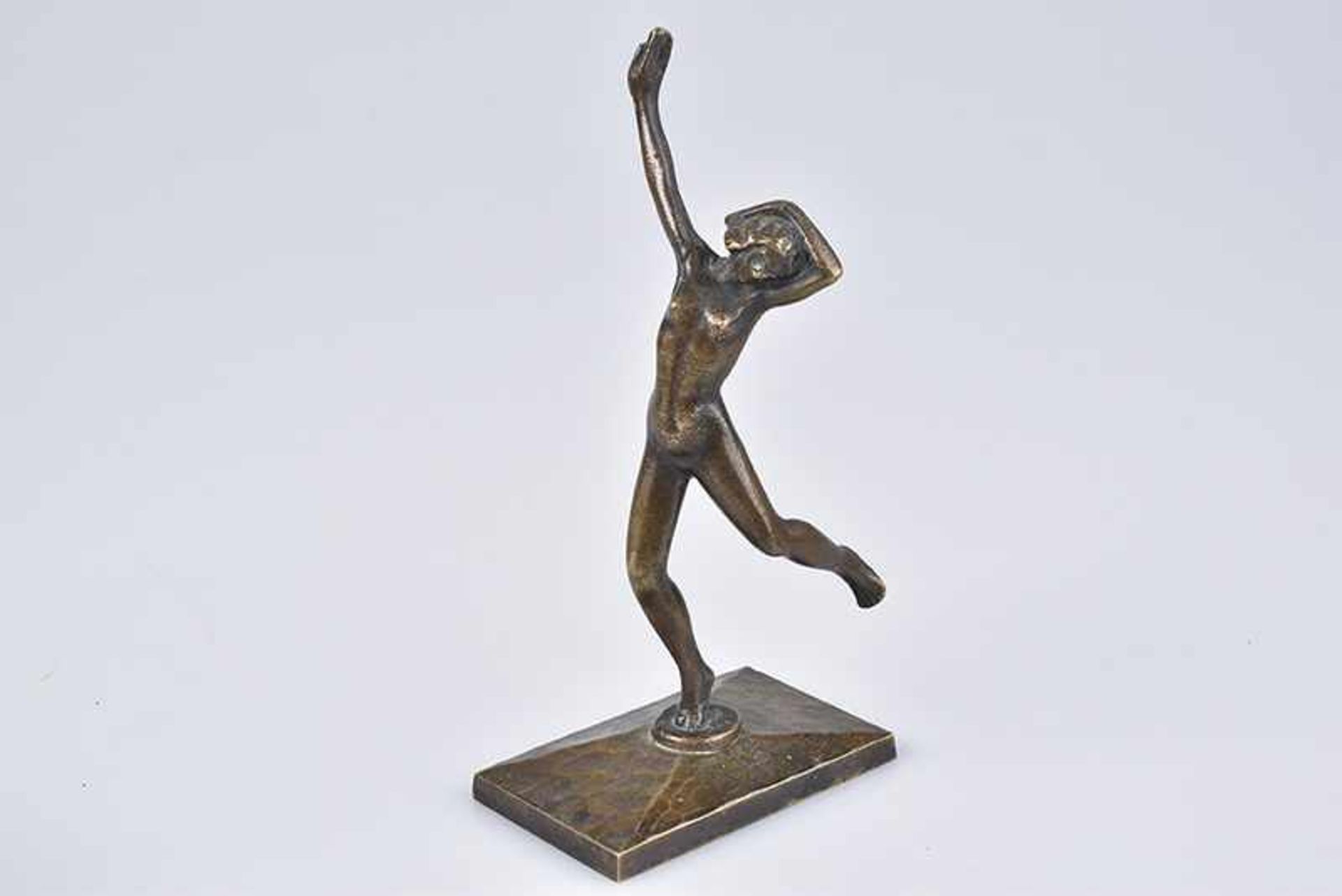 Emblem/ Kühlerfigur/ Car Mascot Frauenfigur, Bronze H 13 cm, montiert auf Bronze-Sockel, Z 2