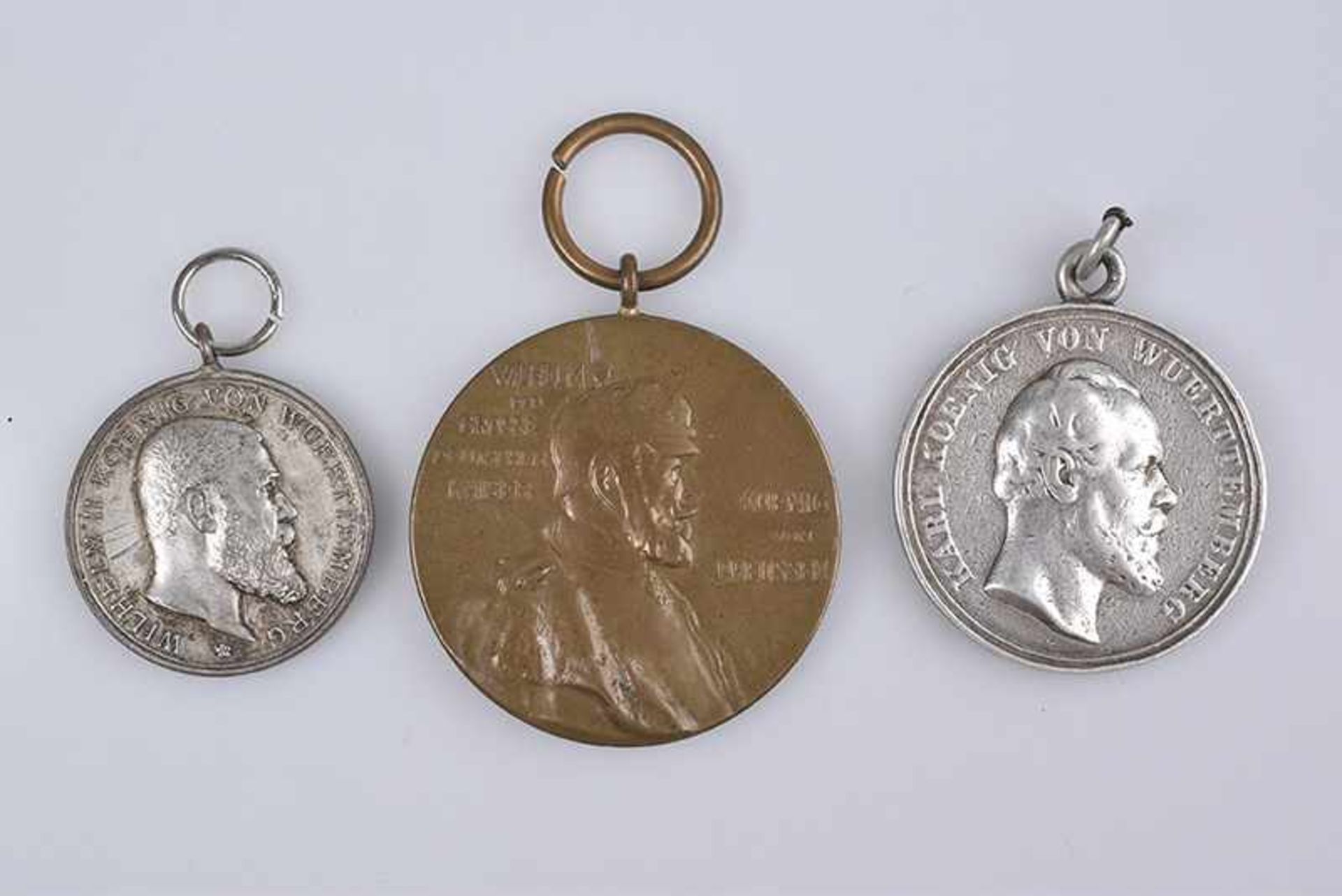 Konv. 3 Medaillenmünzen, Württenberg Silbermedaille, für Treue u. Tapferkeit, Württenberg