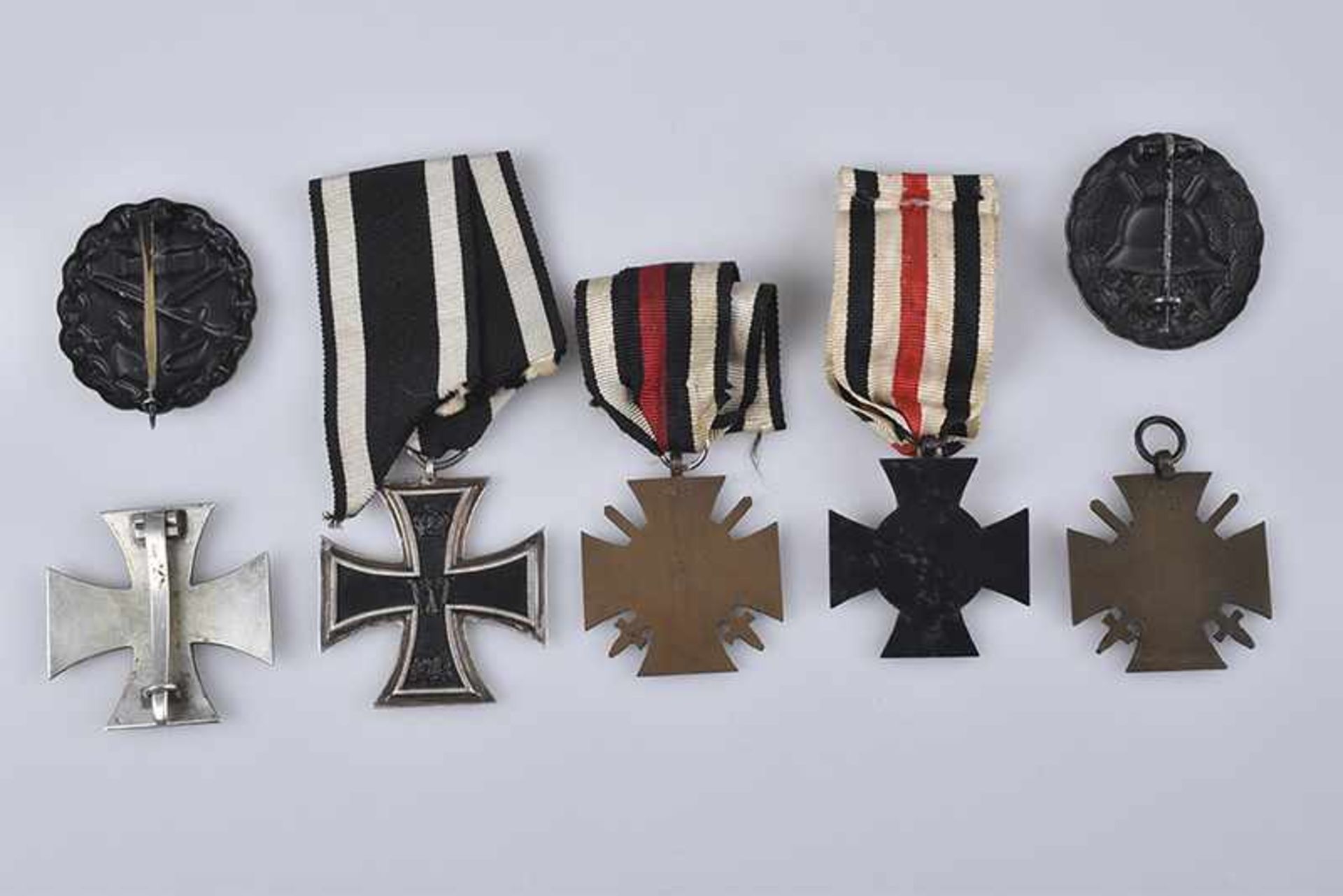 Konv. 7 Orden WK I, Verwundetenabzeichen in Schwarz, hohlgeprägt, Verwundetenabzeichen der Marine in - Bild 2 aus 2