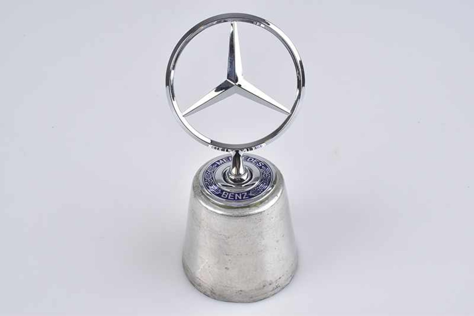 Emblem/ Kühlerfigur/ Car Mascot Mercedes Stern, Metall, verchromt, D 7 cm, auf Metall-Sockel