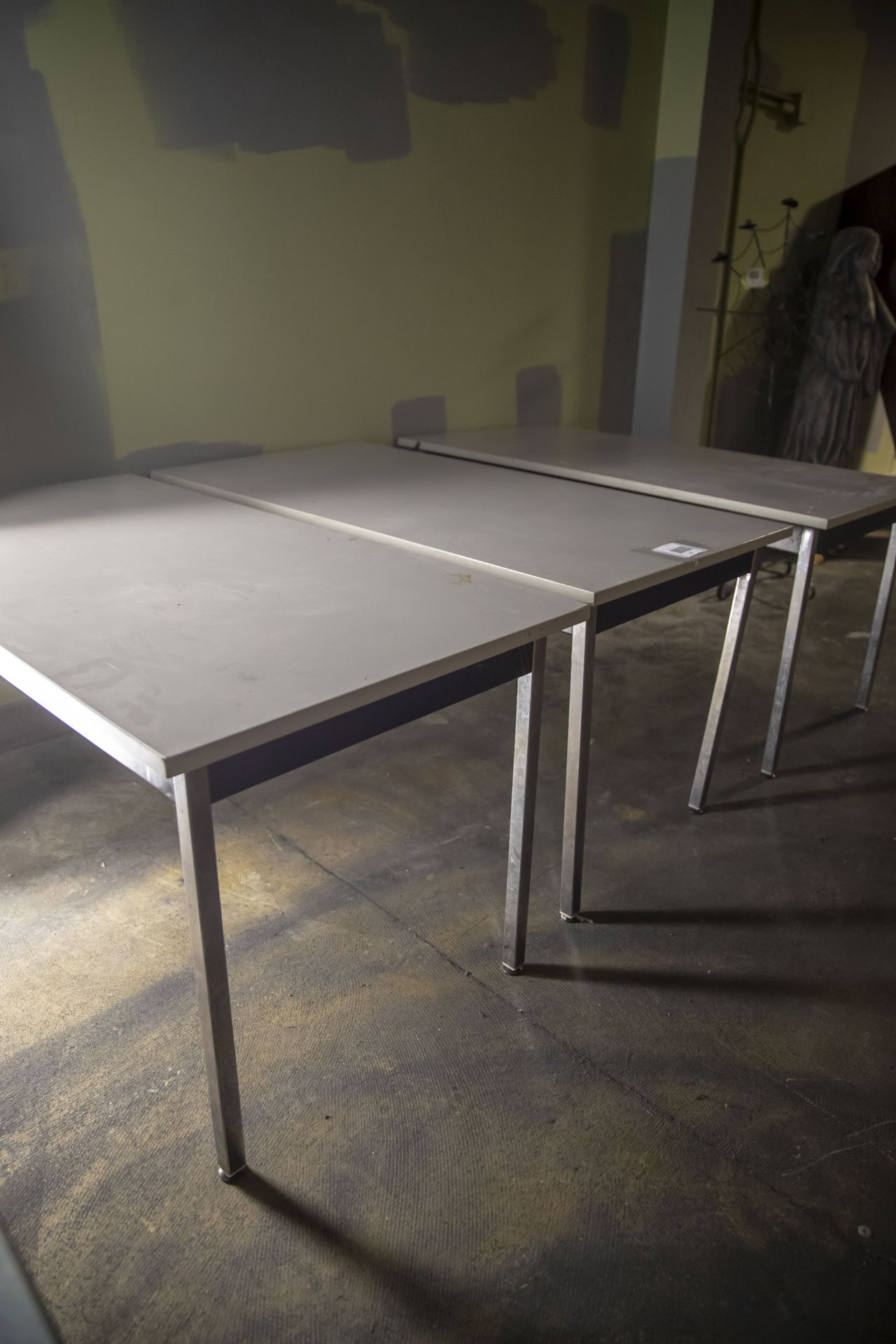 3 Grey Tables