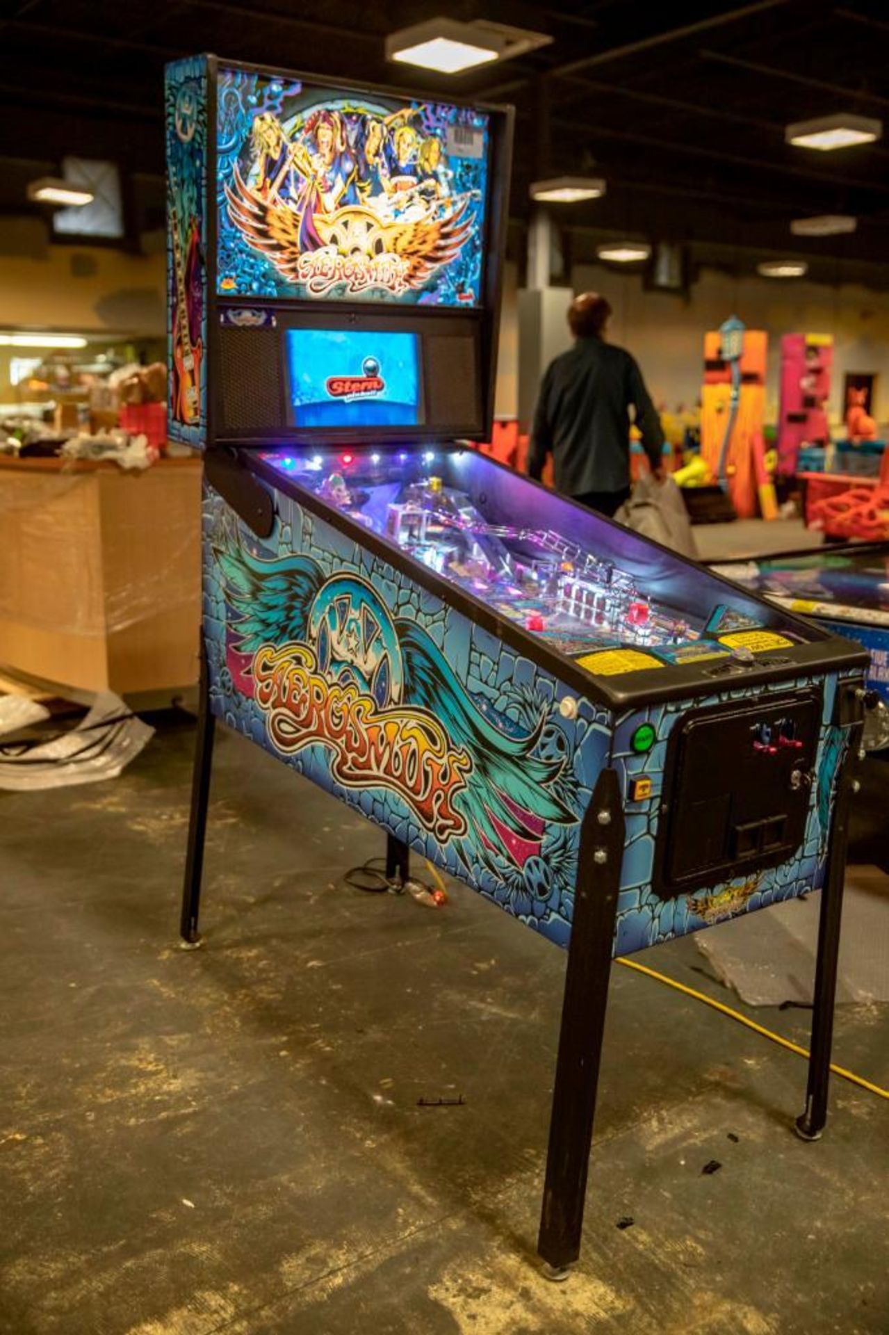 Areosmith Pro pinball by Stern - Functional. Used, shows commercial use. See pictures. - Image 2 of 3