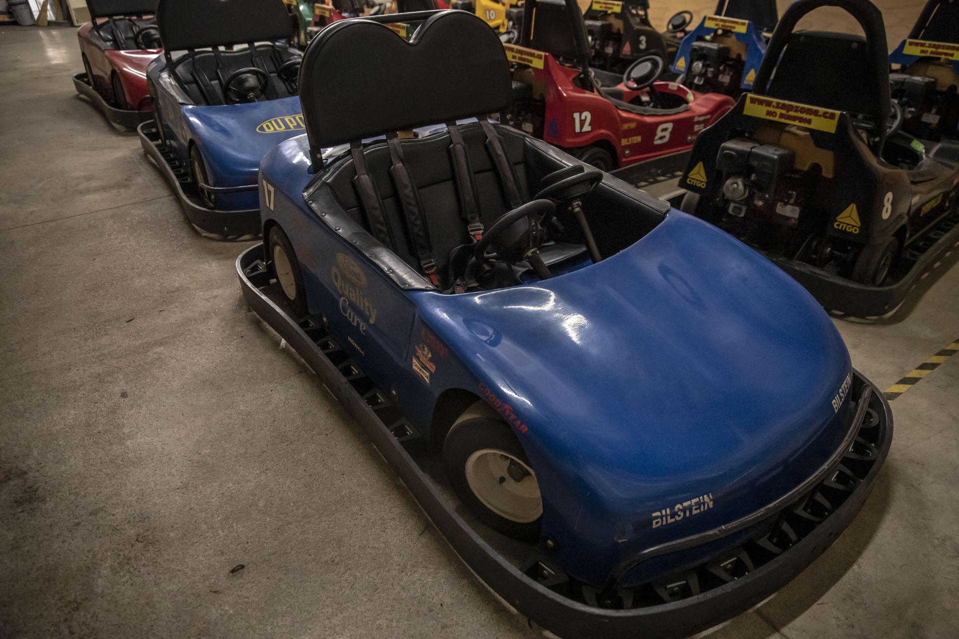 15 single and 3 double go carts made by Creative Carts, Aylmer, Ontario, Canada. - Image 7 of 7