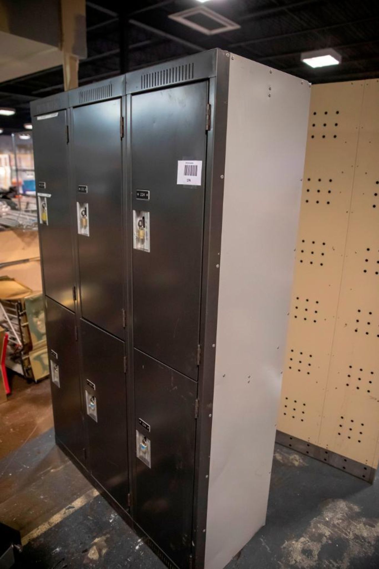 Lockers. Used, shows commercial use. See pictures. - Image 2 of 2
