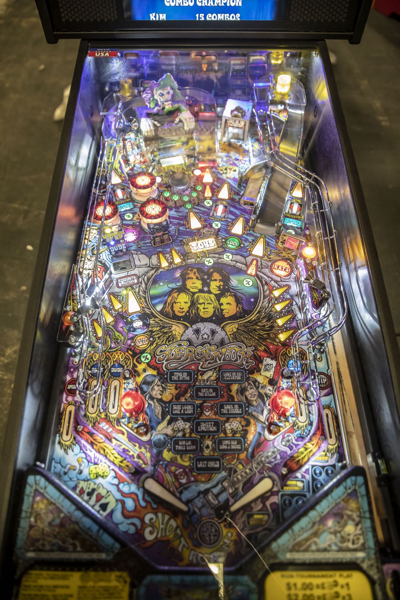 Areosmith Pro pinball by Stern - Functional. Used, shows commercial use. See pictures. - Image 3 of 3