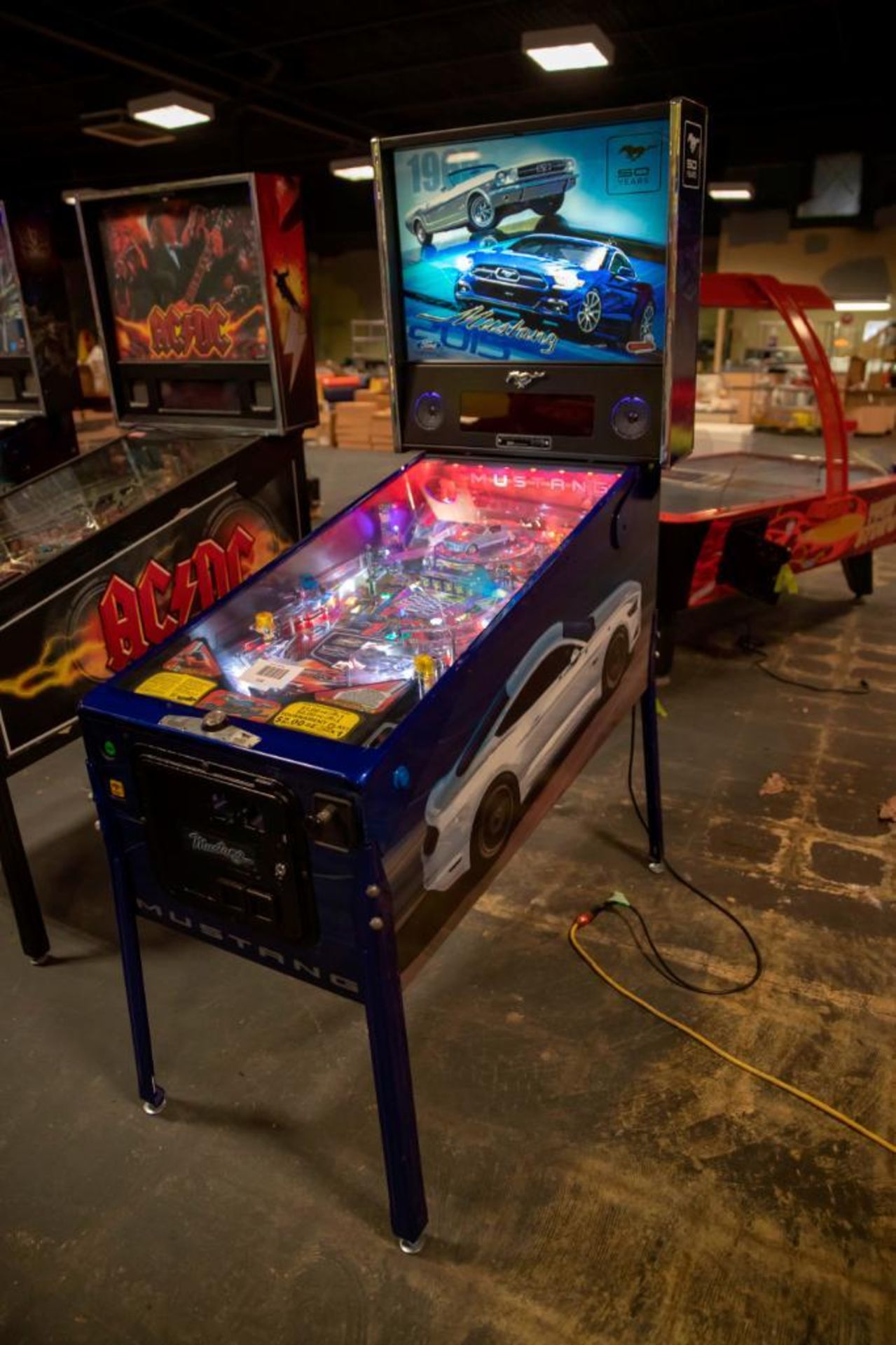Limited Edition #12 Stern Mustang Pinball - Functional. Used, shows commercial use. See pictures. - Image 3 of 4