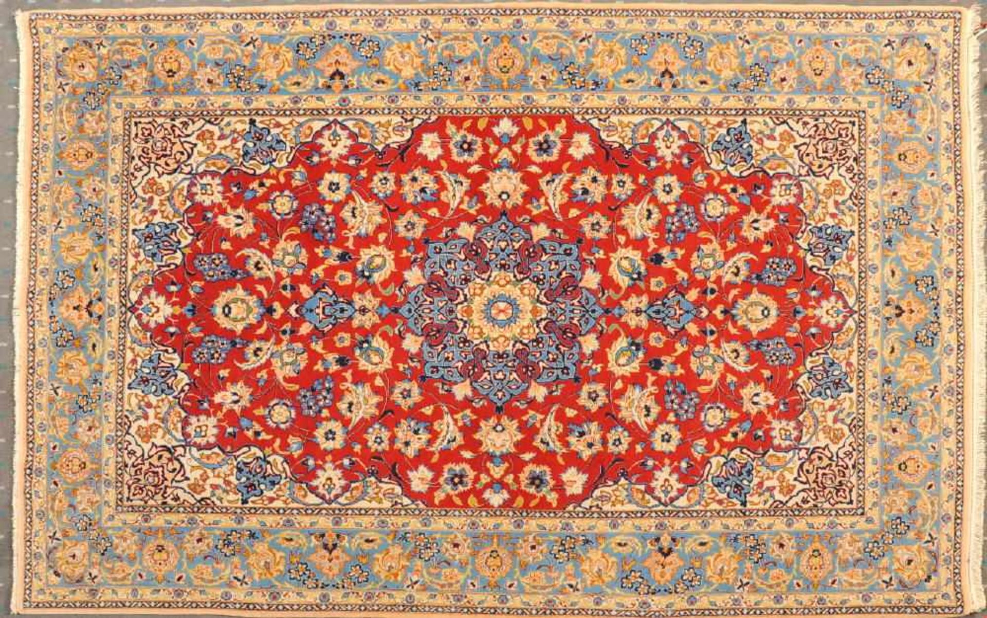 Kork-Isfahan, Persien, 110 x 158 cmälter, Korkwolle, feine Knüpfung, rotgrundig, mehrfarb.