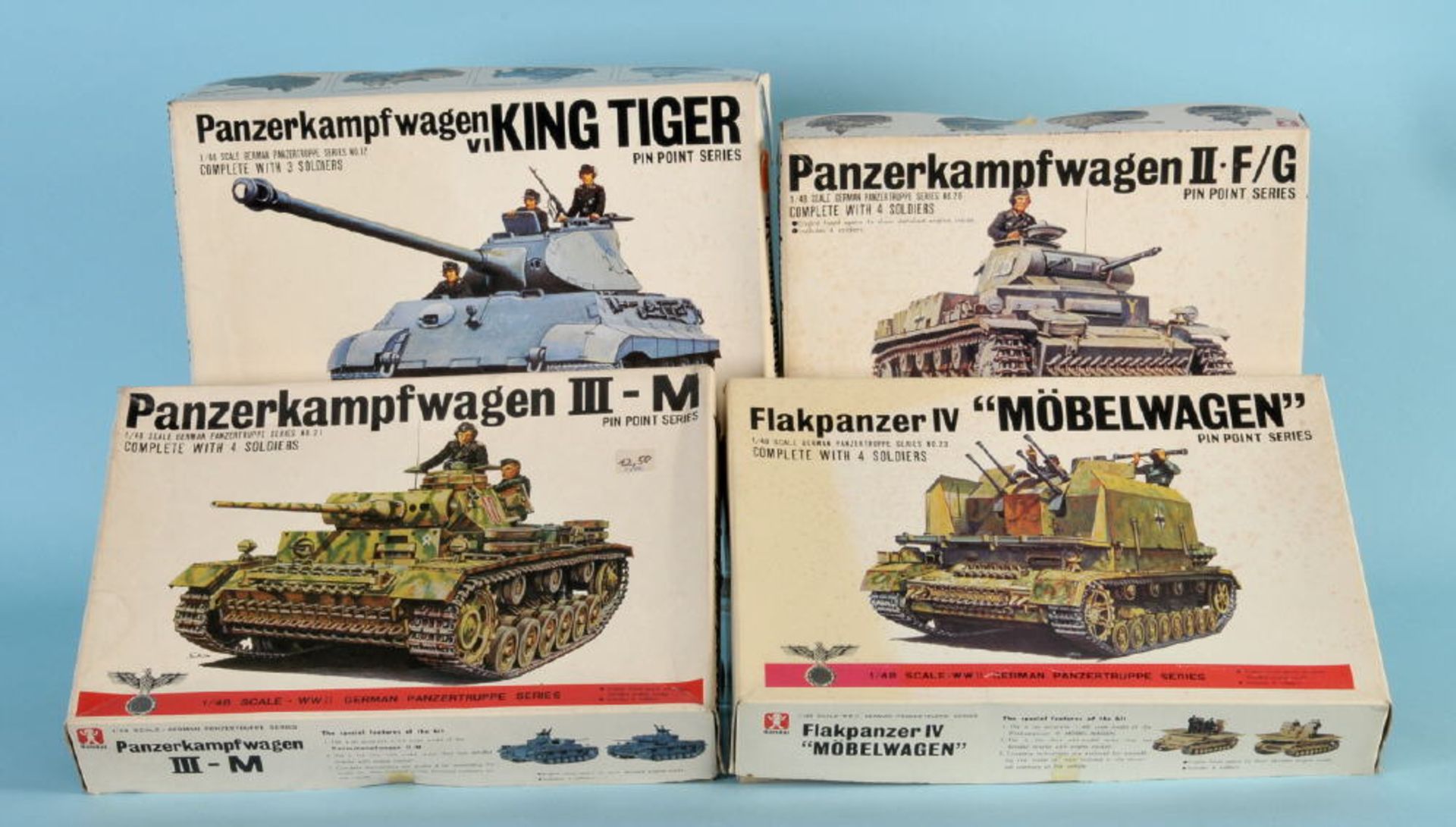 Modellbausätze, 4 Stück "Bandai" - Deutsche PanzerMaßstab 1:48, Kunststoff, OVP