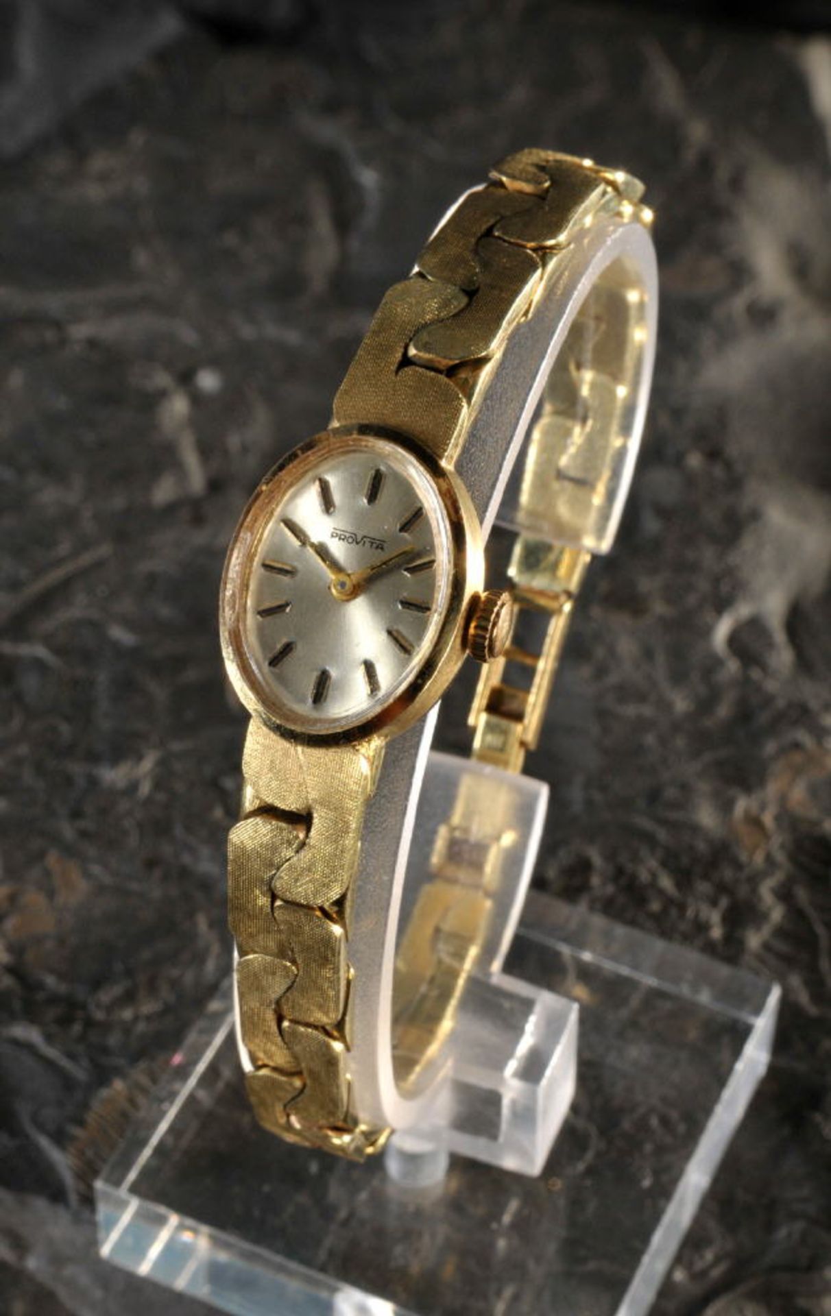Damenarmbanduhr "Provita"Gehäuse u. Armband 585 GG, ca. 37 g total, ovales Zifferblatt, Handaufzug