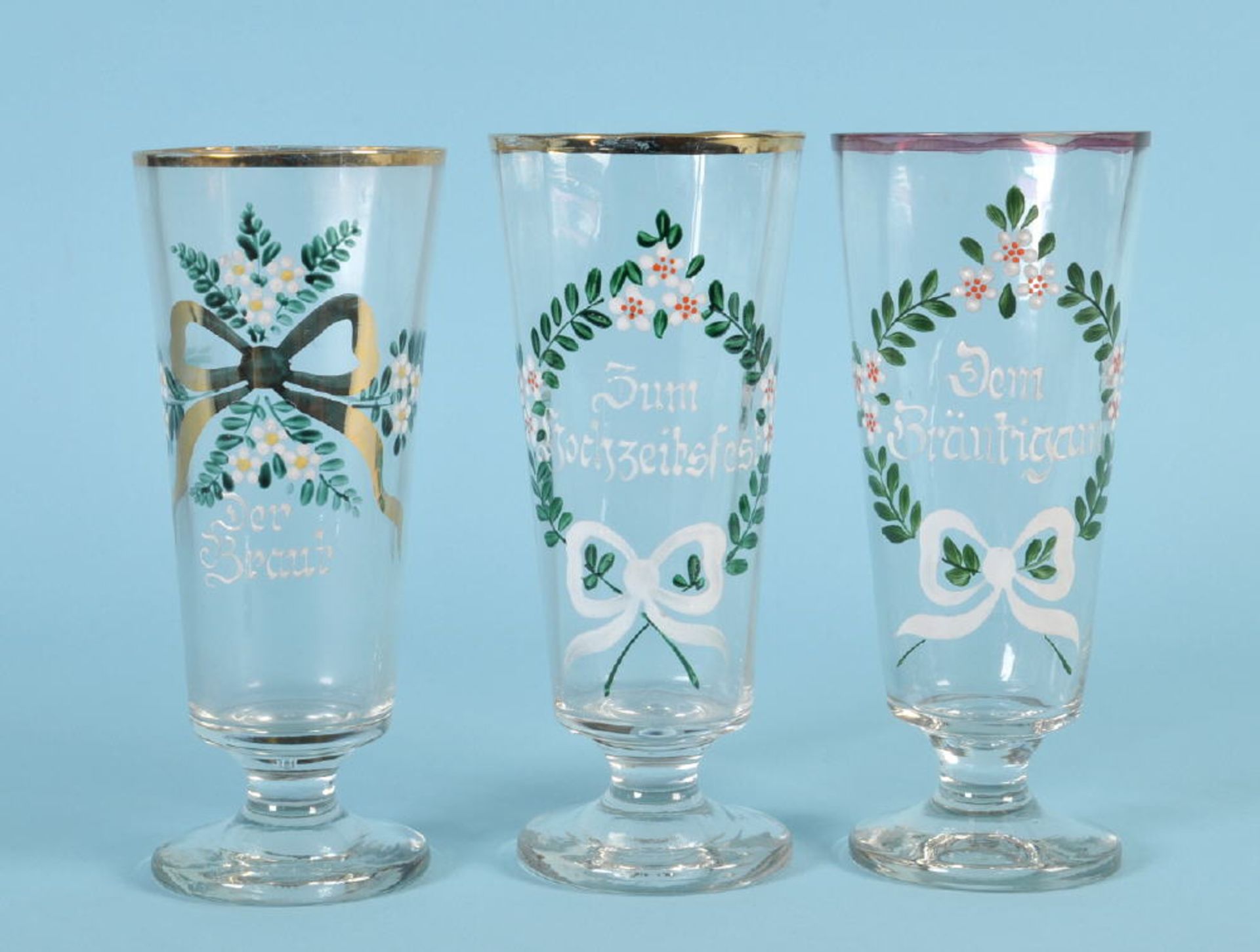 Hochzeitsgläser, 3 Stück - Weißbiergläserfarbloses Glas, emaill. Blumendekor mit Schleifen u.