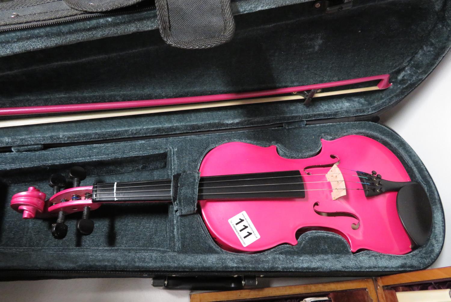 Student level pink violin with bow and case 3/4 - Image 2 of 2