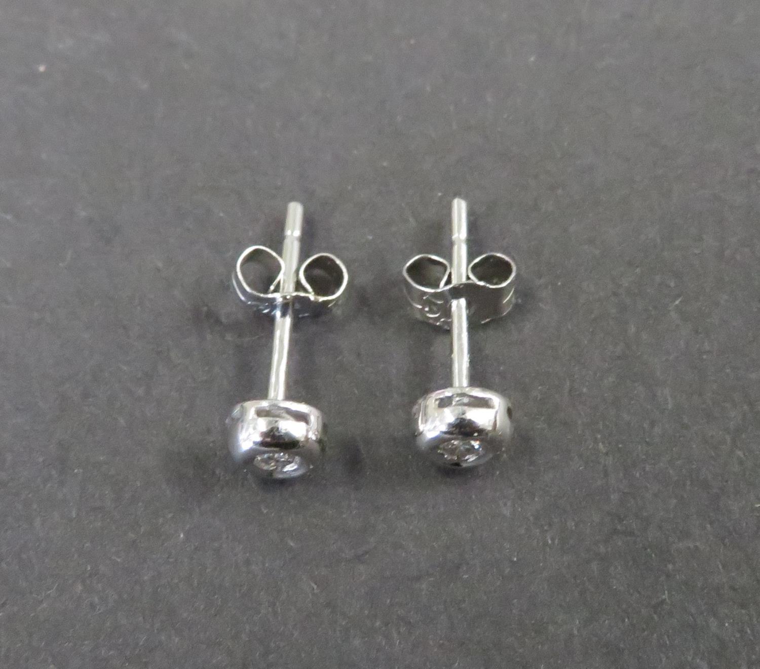 18ct and diamond earrings - Image 2 of 2