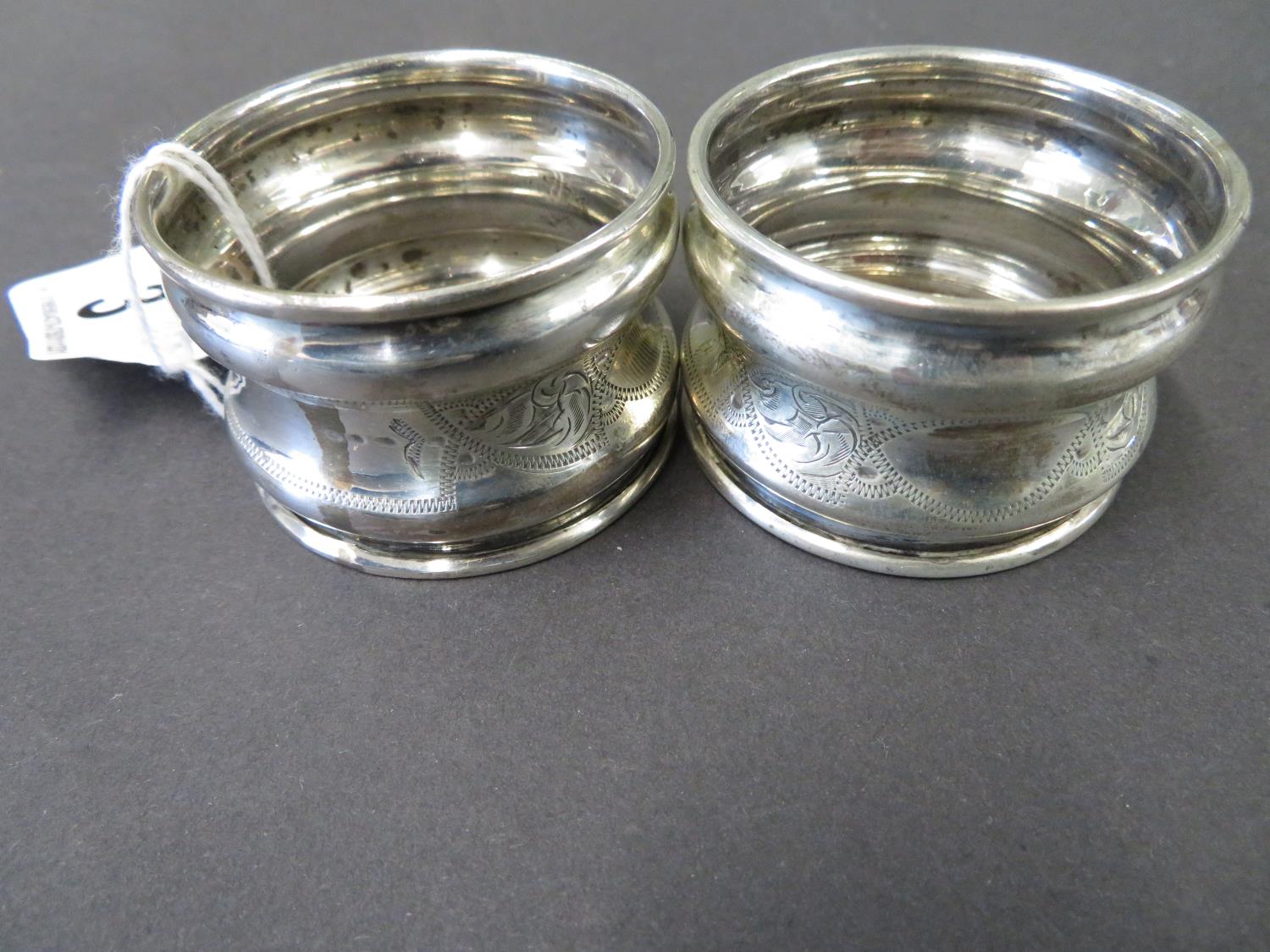 2 boxed silver serviette rings - Image 2 of 4