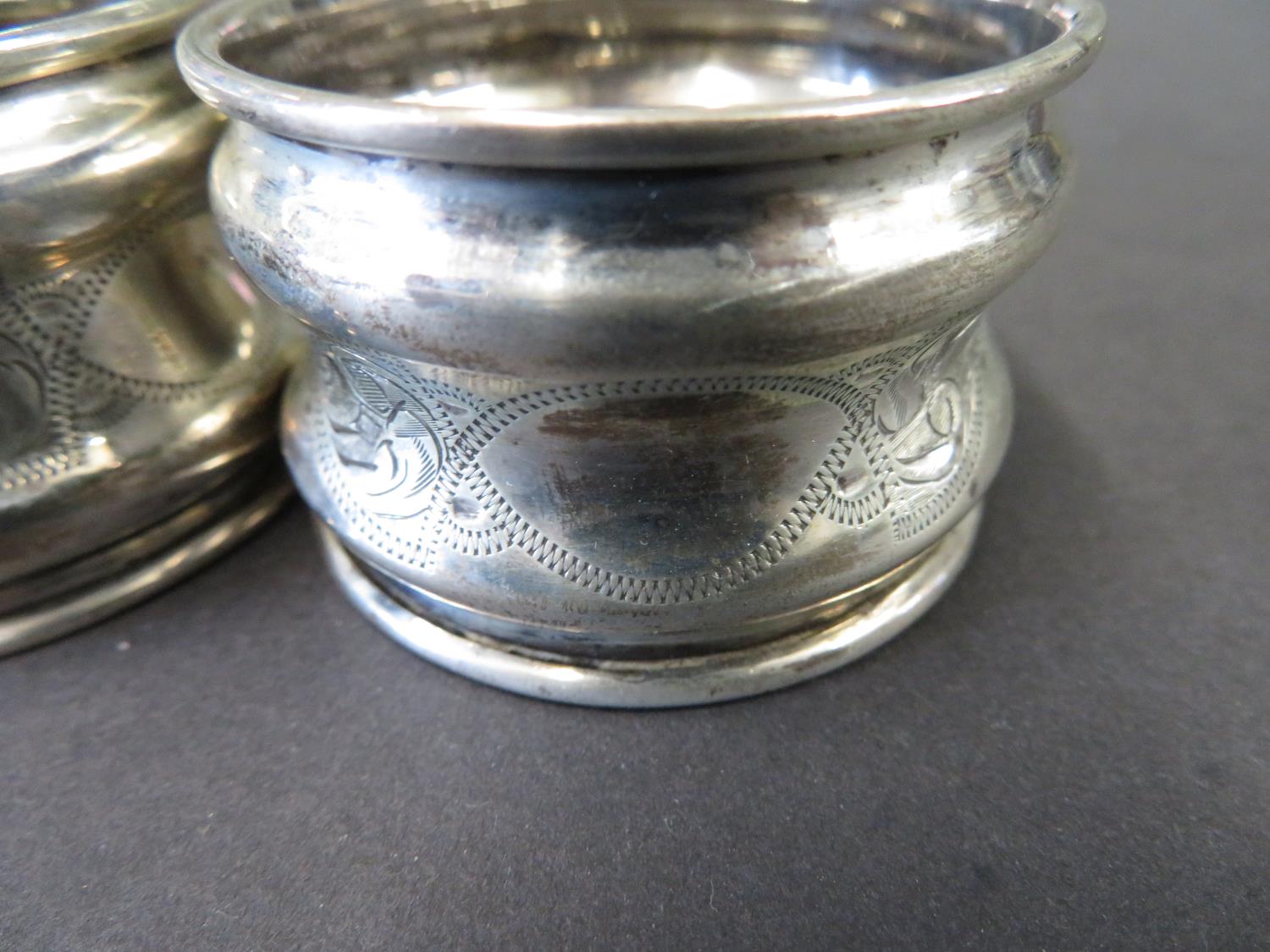 2 boxed silver serviette rings - Image 3 of 4