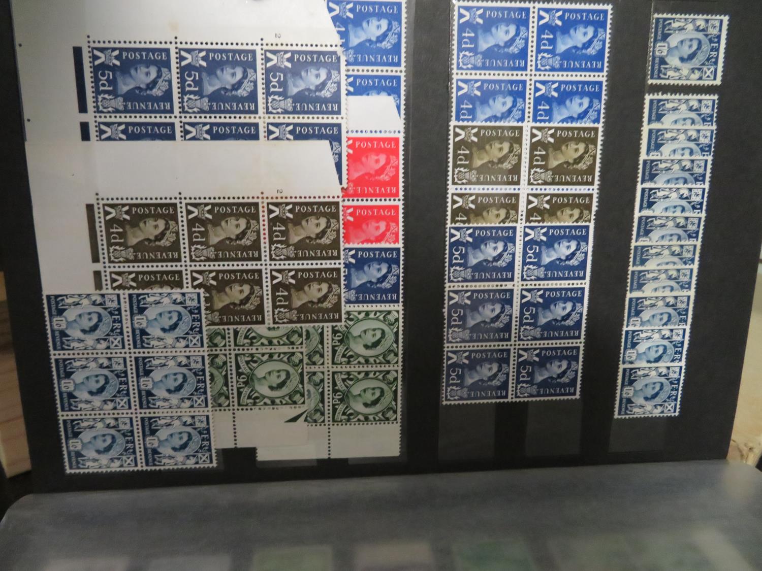 Collection of unused stamps - Image 3 of 3