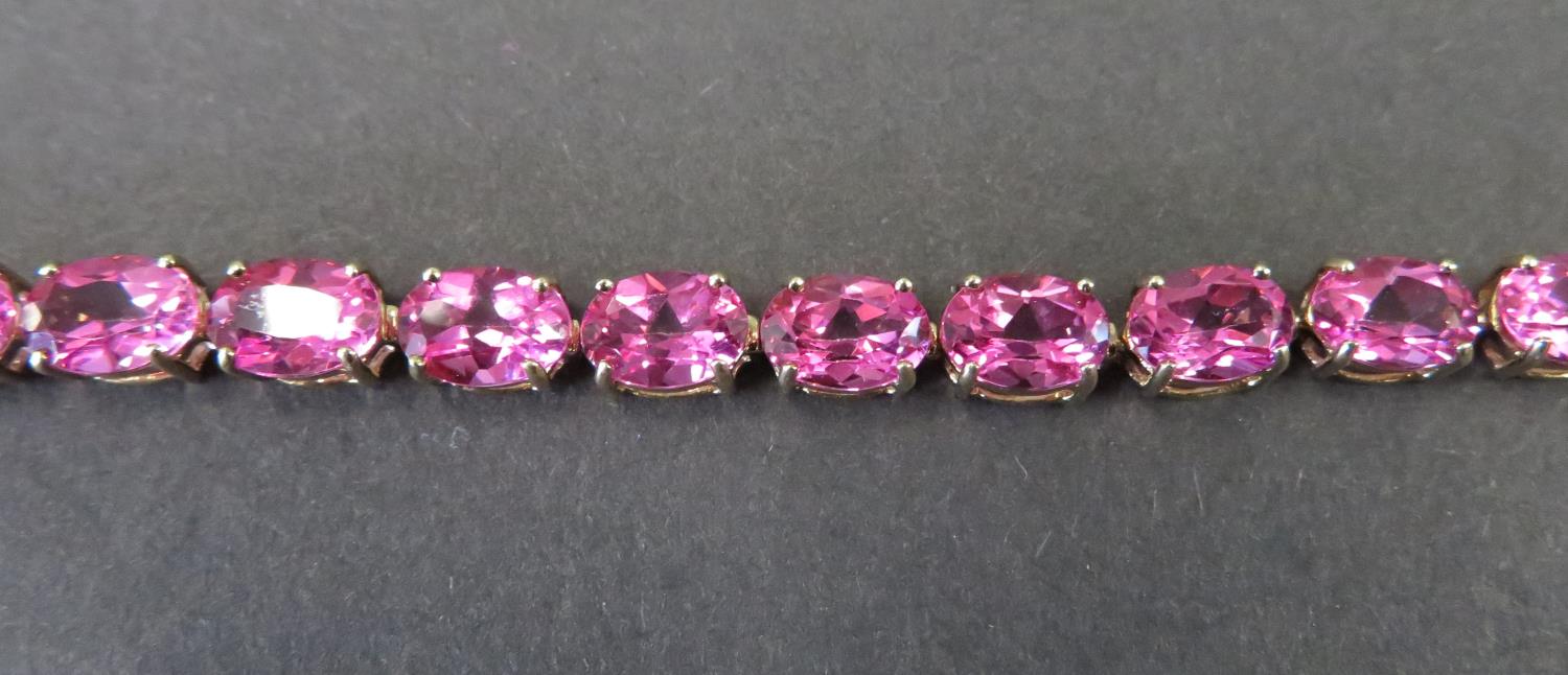 9ct tennis bracelet - unknown pink stones - Image 2 of 3