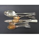 Collection of hallmarked silver cutlery 284 grams total weight