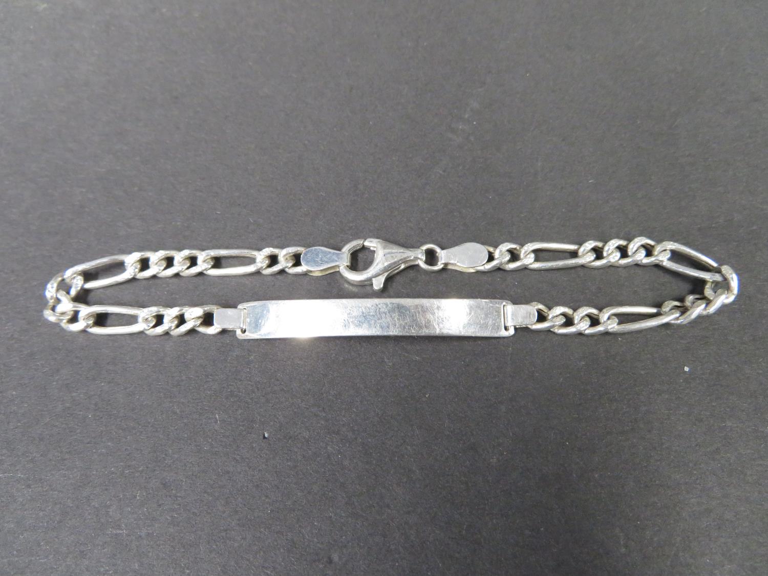 Silver identity bracelet. Weight 5g