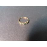 9ct gold and emerald ring - 1.3 grams