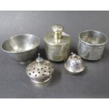 5 pieces of silver signed TATSUN Chinese Silver cruet set