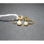 9ct gold and pearl clip on earrings