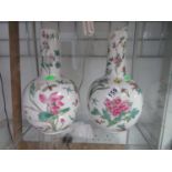 2x chinese vases