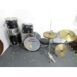 Drum kit with cymbals, some by Sabian