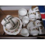 box of two teasets