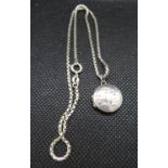 Vintage silver locket and chain 7.5grams