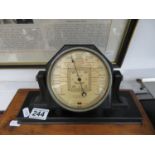 NH Chapman and Co Newcastle Barometer on bakolite fully working