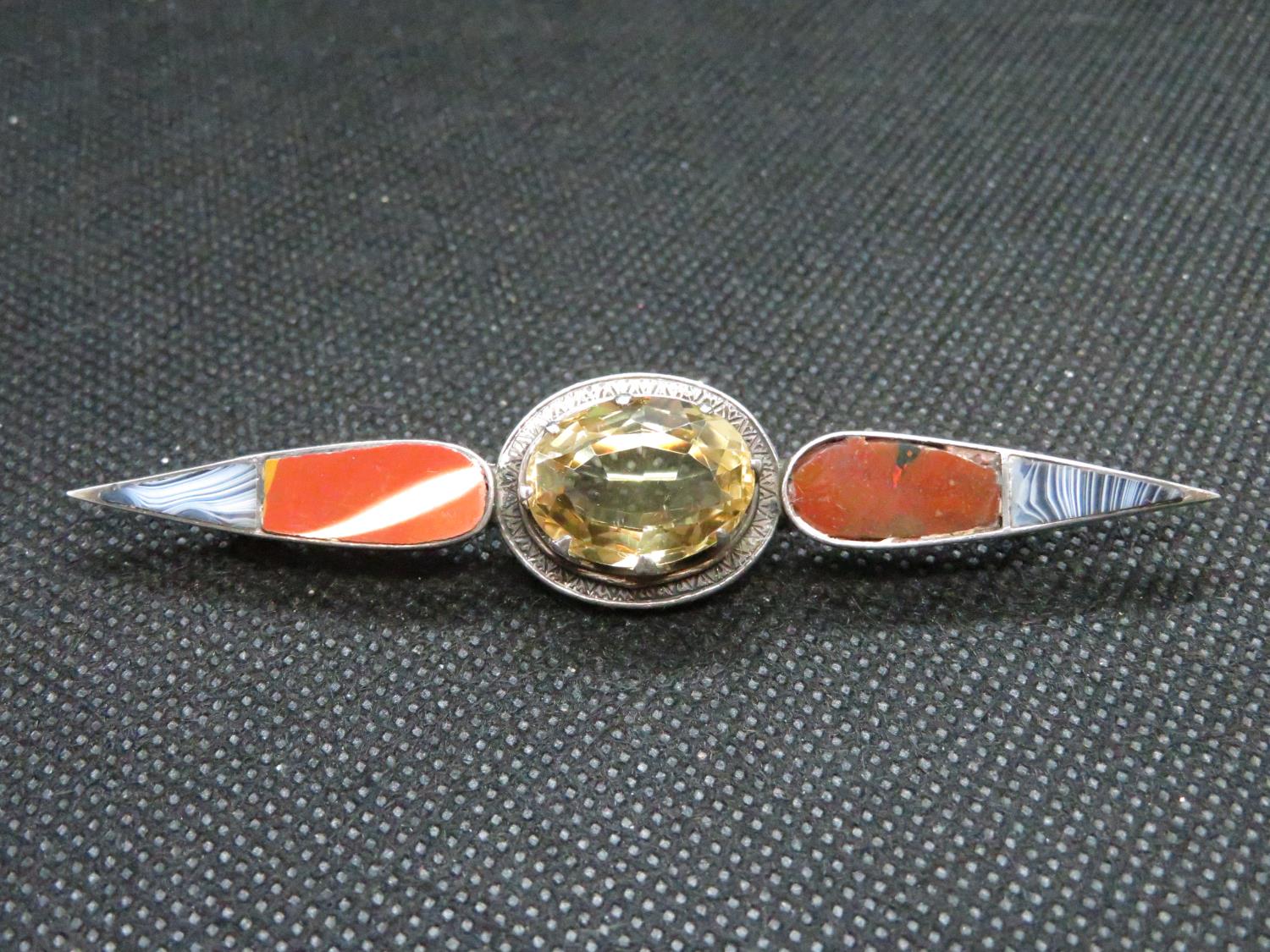 Antique silver agate brooch set with central Cairngorm stone Birmingham 1926