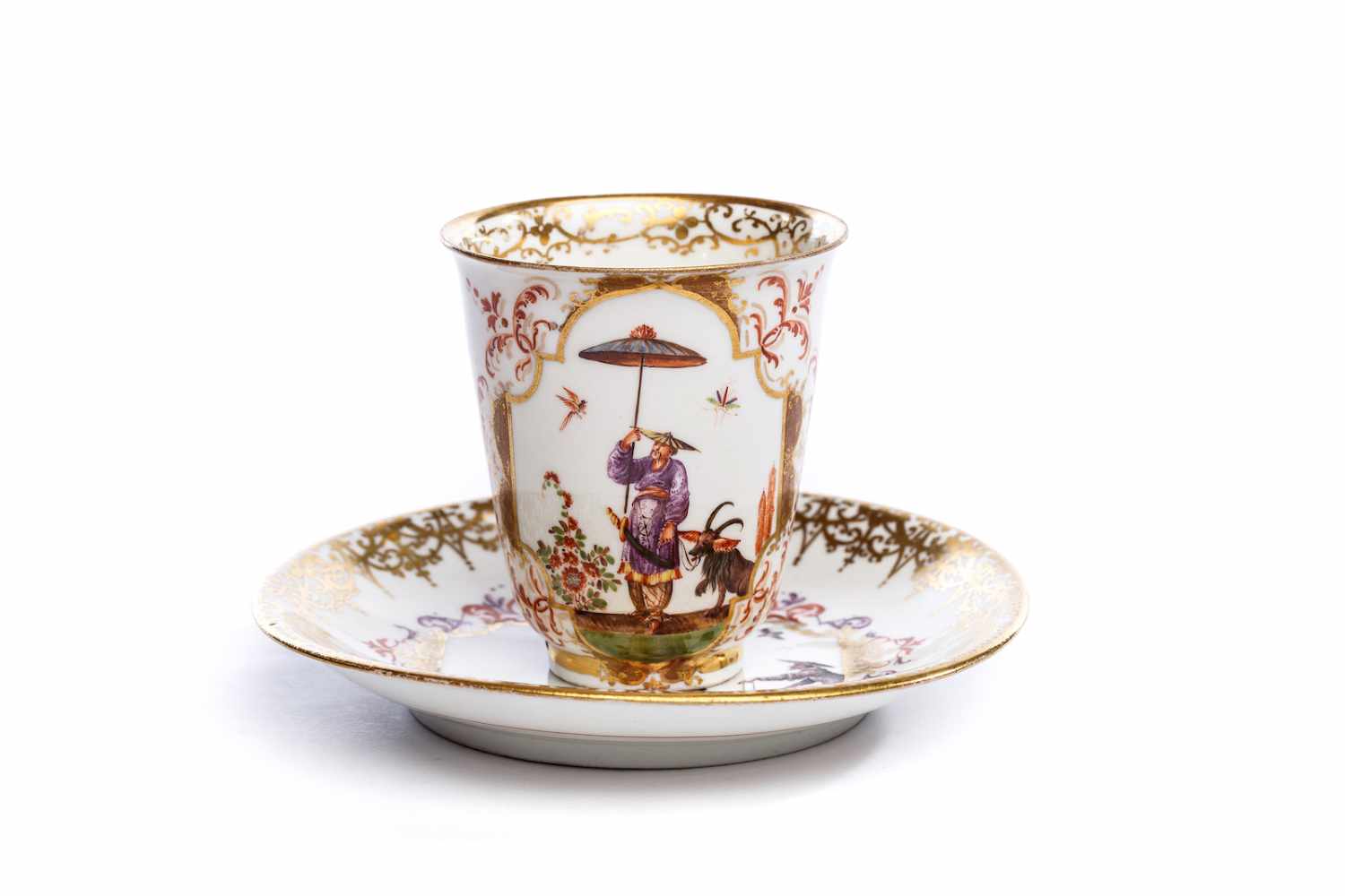 Becher mit Unterschale, Meissen 1726Becher mit Unterschale, Meissen 1726, beide Teile mit breiten