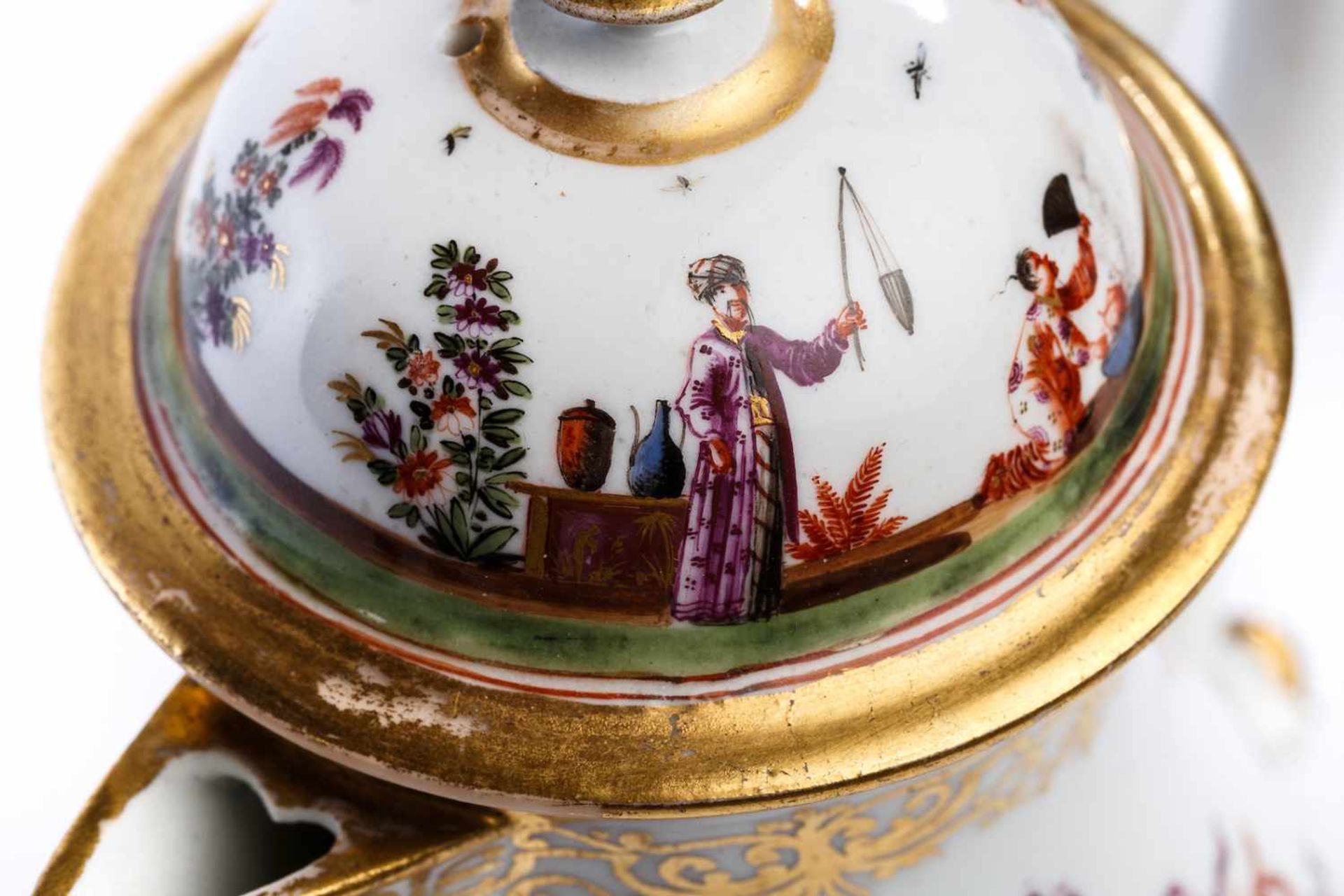 Kaffeekanne, Meissen 1723/24Kaffeekanne, Meissen 1723/24, birnförmig, S-förmiger geschweifter Henkel - Bild 2 aus 4