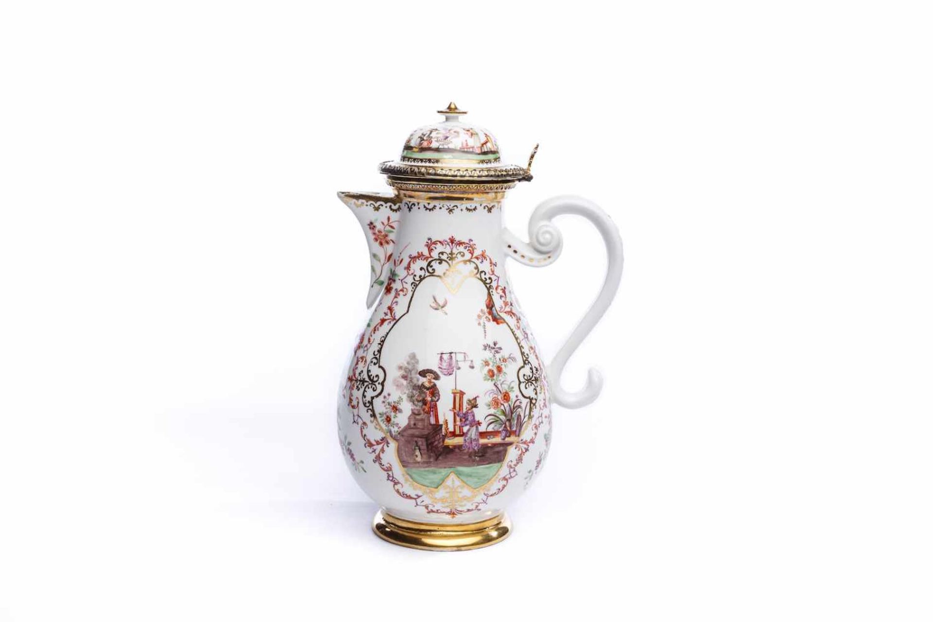 Kanne, Meissen 1724Heißwasser-Kanne mit Deckel, Meissen 1724, Böttgerporzellan, staffiert mit