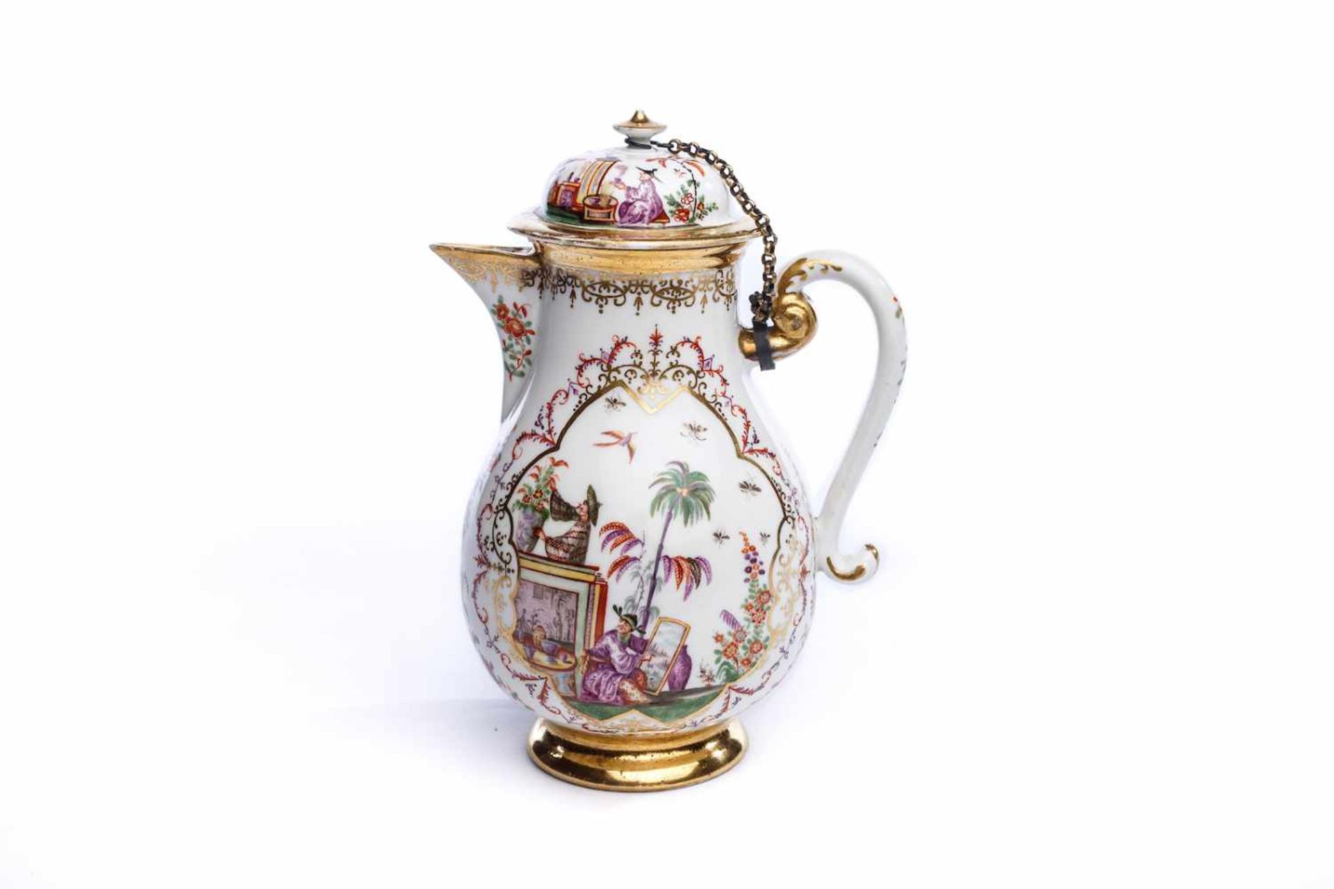 Kaffeekanne, Meissen 1724Kaffeekanne, Meissen 1724, Böttgerporzellan, birnförmige Kaffeekanne auf