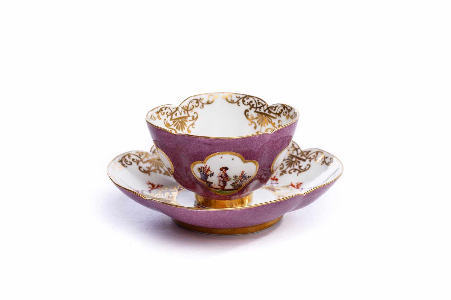 Koppchen mit Unterschale, Meissen 1728/30 Koppchen mit Unterschale, Meissen 1728/30 , beide Teile in - Image 3 of 3