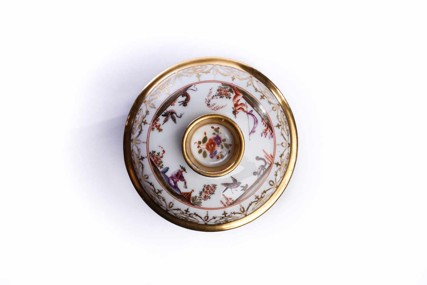 Reisschale mit Deckel, Meissen 1725/30Reisschale mit Deckel, Meissen 1725/30, balusterförmig, auf - Image 4 of 4