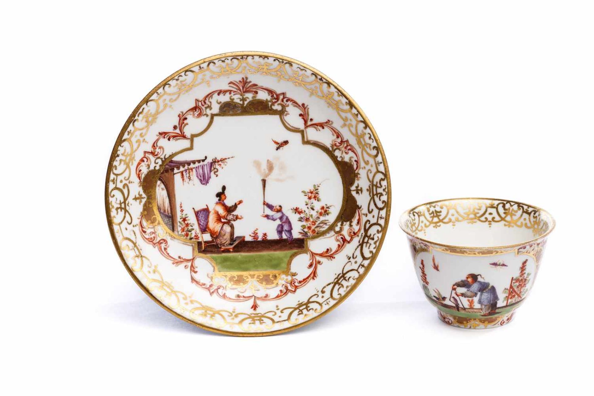 Koppchen mit Unterschale, Meissen 1720/25Koppchen mit Unterschale, Meissen 1720/25, beide Teile