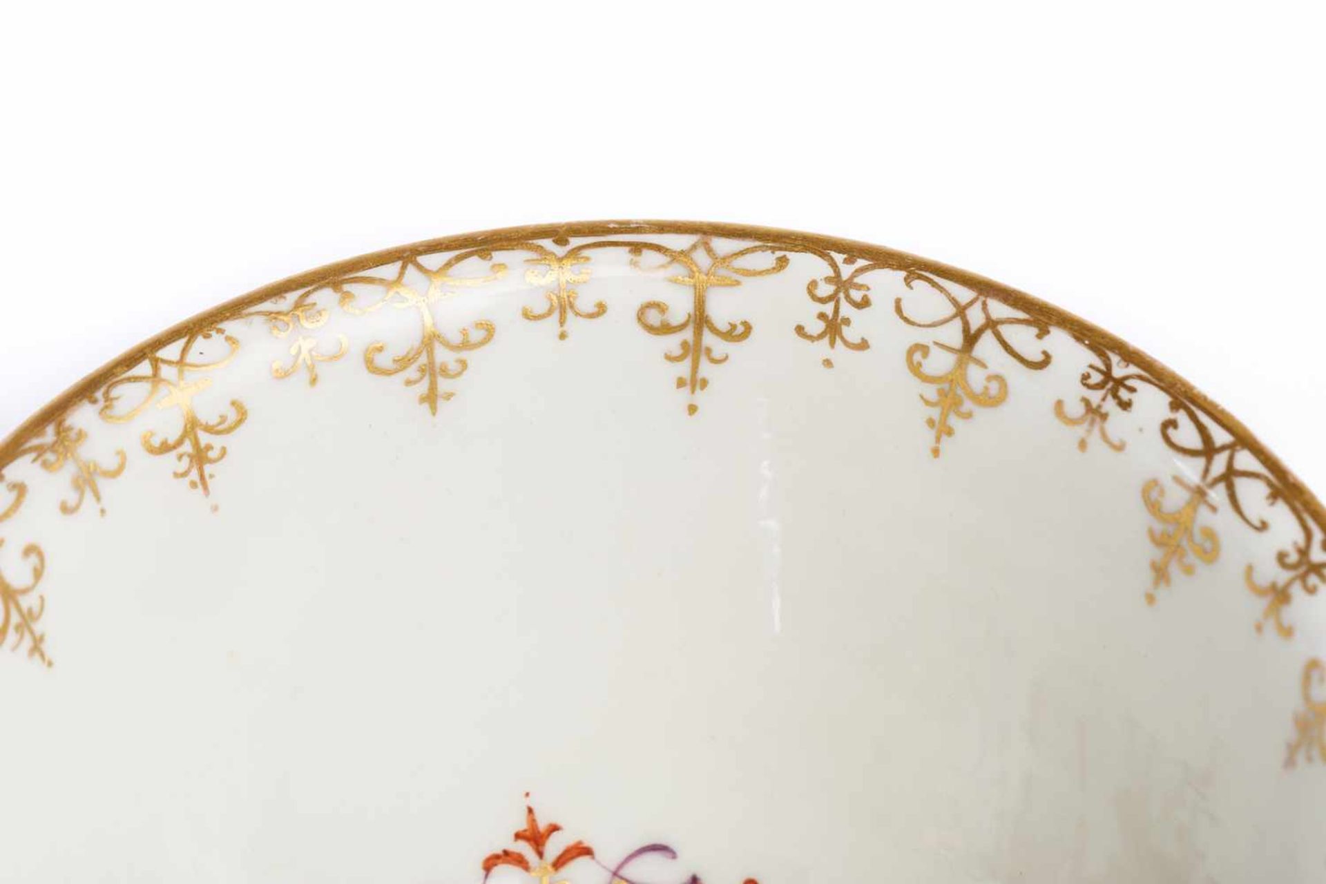 Kumme, Meissen 1720/30Kumme, Chinoiserie Szenen, Meissen um 1720/30, die Bemalung aus dem Umkreis - Bild 4 aus 4