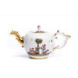 Teekanne, Meissen 1735/38Kleine Teekanne, Meissen 1735/38, Porzellan weiß bemalt mit bunten