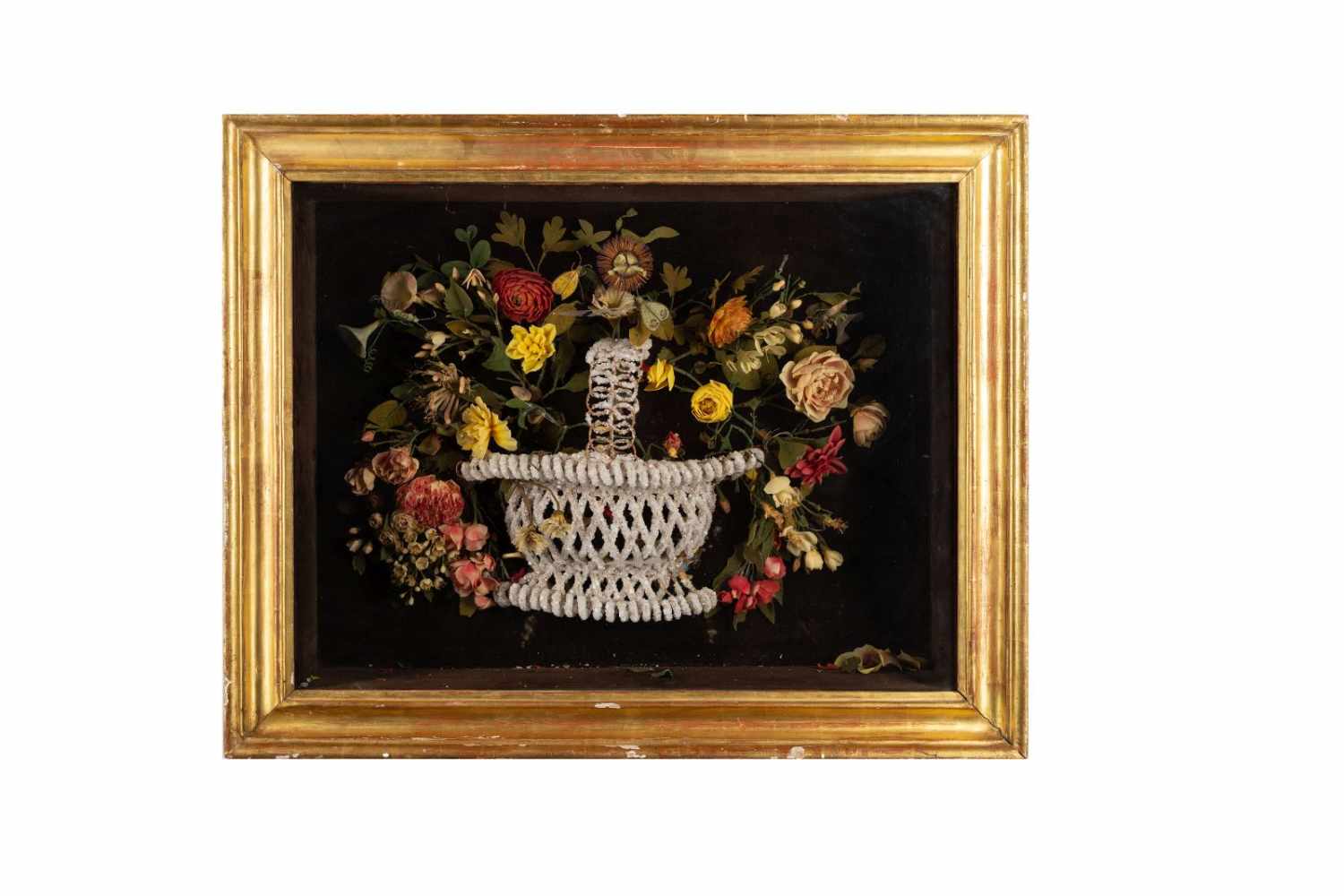 Zwei Schaukästen mit Blumenbouquets, Sizilien, 19. Jh.Zwei Schaukästen mit opulenten Blumengestecken - Image 5 of 7